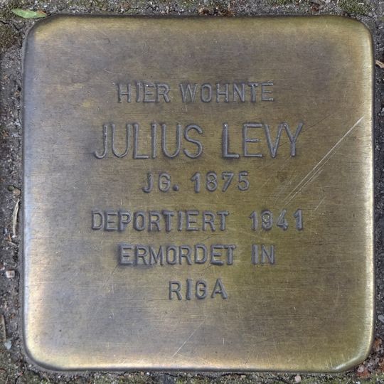 Stolperstein en memoria de Julius Levy