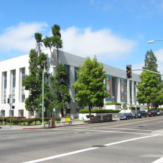 Oakland Public Library