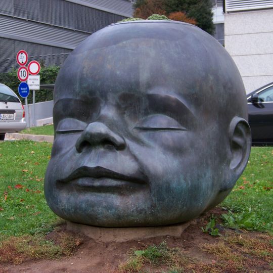 El Niño sculpture