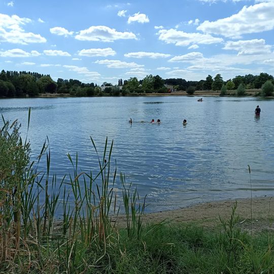 Plage de l'étang de Monnaie