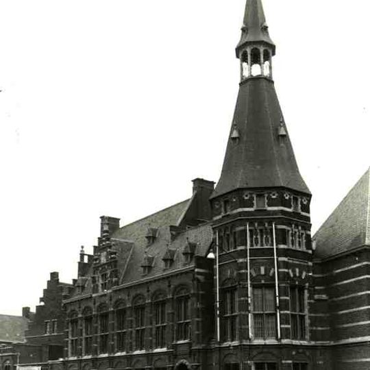 Gemeentehuis van Schoten