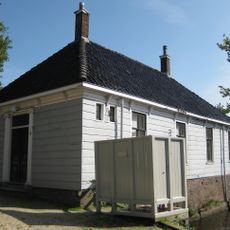 Kerkplein 12, Broek in Waterland