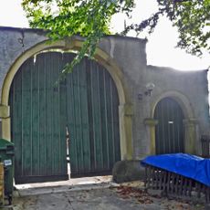 Torbogen Rosentitzer Straße 94 (vor)