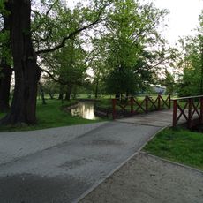 Lávka přes Zlatou stoku v prodloužení ulice K Bertě