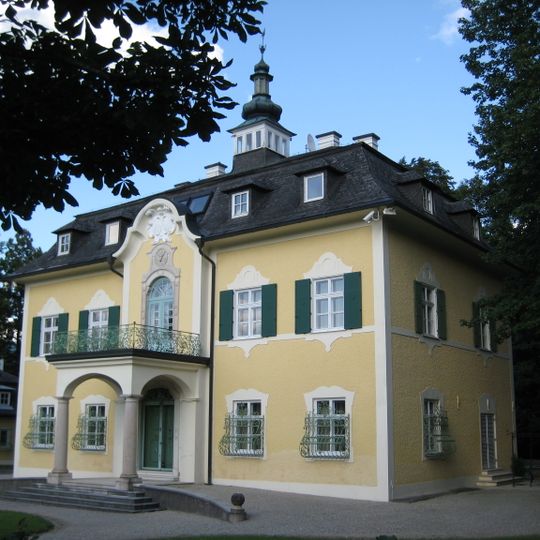 Ledererschlössl, Lederervilla, Angerhof