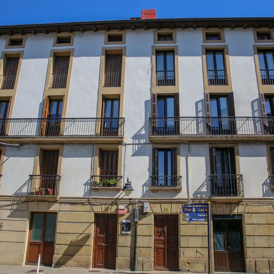 Casa Aritzaga 15 - 17