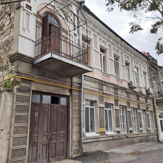 House, Mihail Kogălniceanu, 36a