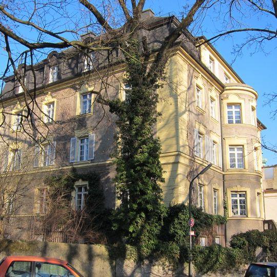 Mietshaus