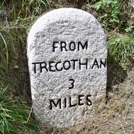 Milestone Circa 125M North Of Tregerrick Cottage
