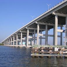Alma Lee Loy Bridge