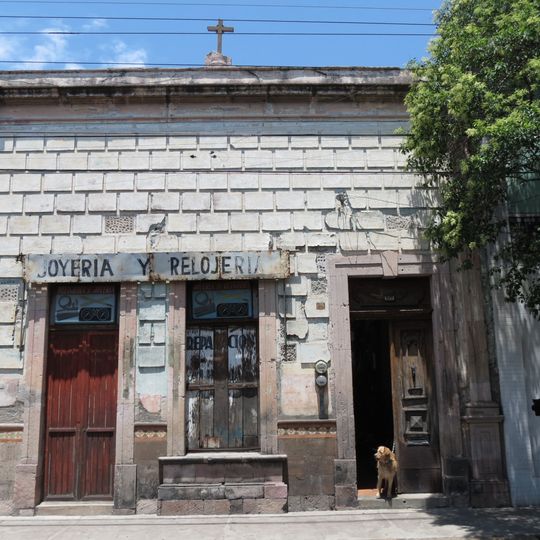 Casa de Morelos y Pavón 517