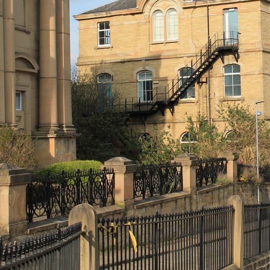 Railings To Huddersfield Technical College Department Of Humanities