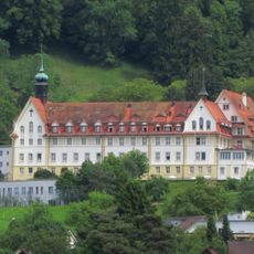 Oberwil, Franziskusheim (Altbau) mit Kirche und Refektorium