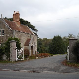North Lodge To Barton Manor, Barton Manor Estate