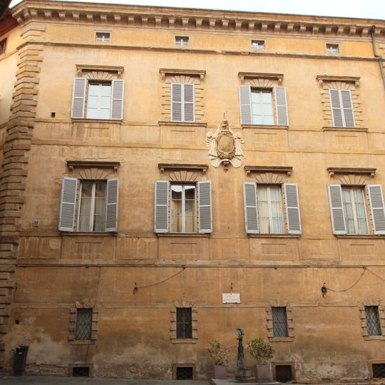 Palazzo Chigi alla Postierla