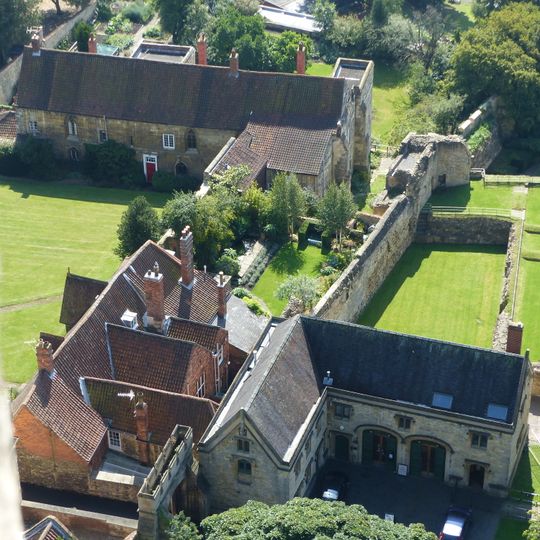 Edward King House and diocesan offices and attached chapel