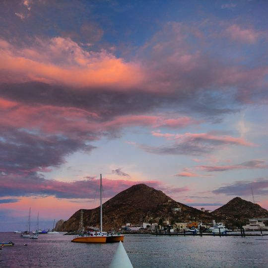Marisco's Las Tres Islas