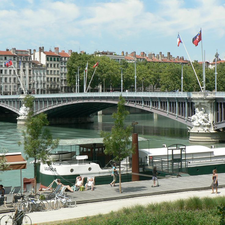Les Berges du Rhône