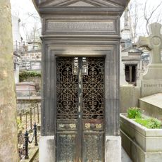 Grave of Denonvilliers