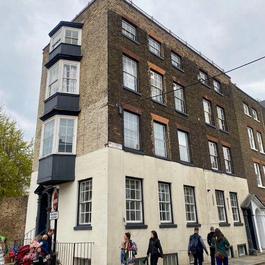 10, 11, 13, Nevada Street Se10