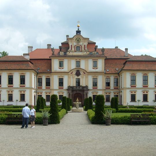 Jemniště Chateau