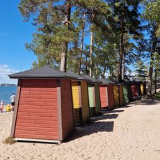 Läntinen Pihlajasaari
