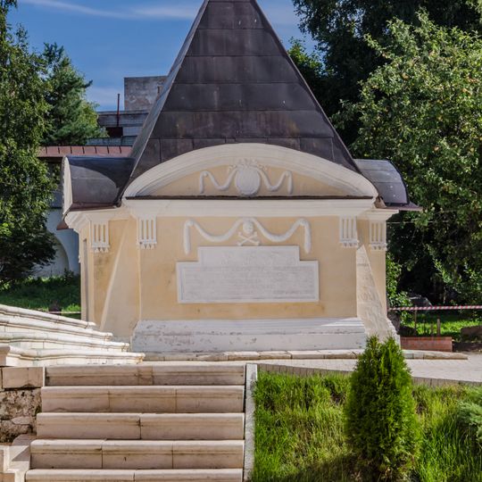 Мавзолей-усыпальница Глебова И.Ф.