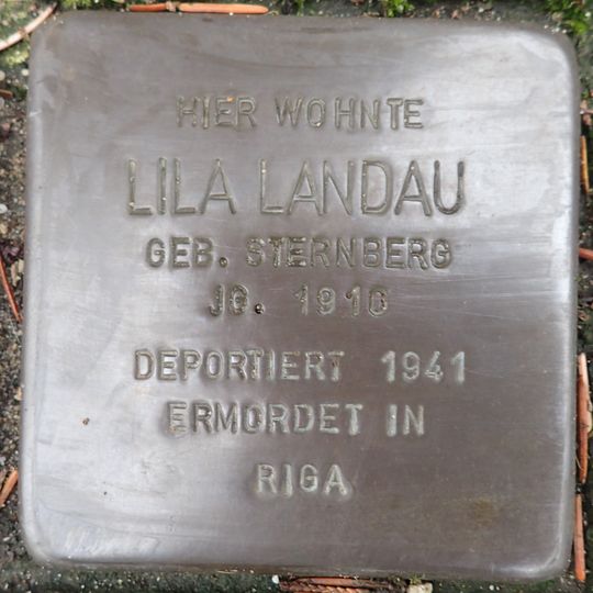 Stolperstein en memoria de Lila Landau