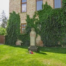 Pomník vojákům Rudé armády v Dětřichově na okraji vesnice