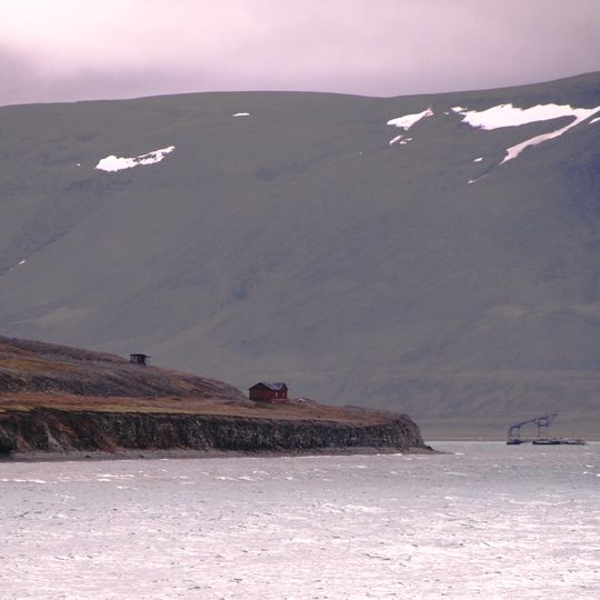 Rusanovhuset, Colesbukta