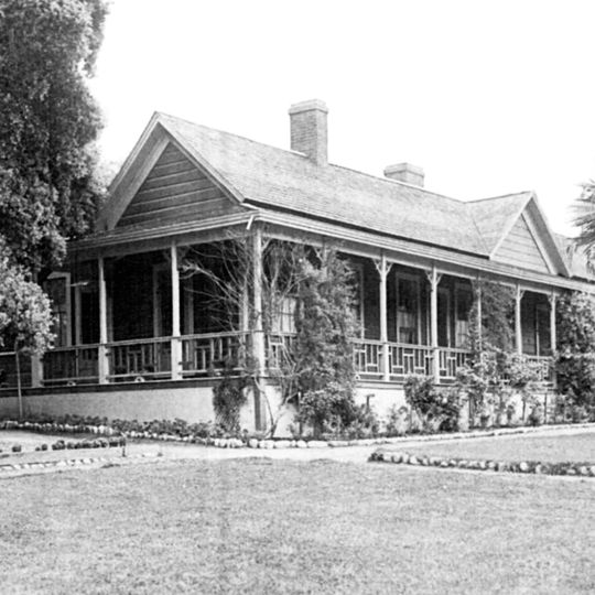 Los Laureles Lodge