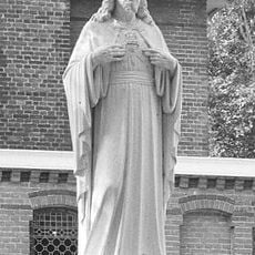 Statue of Sacred Heart of Jesus Christ
