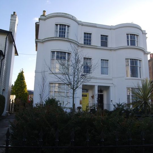 70 And 71, London Road