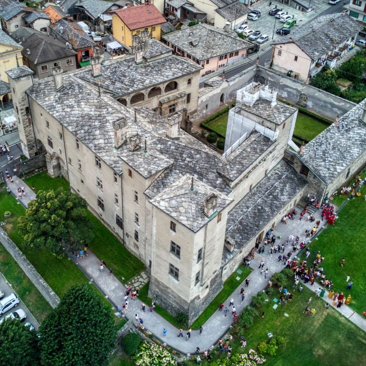 Issogne Castle