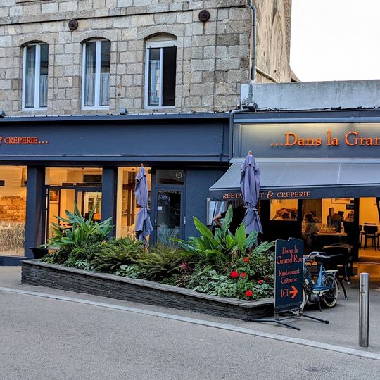 Dans la grand'rue