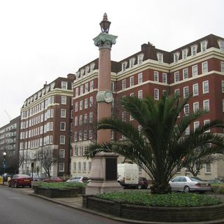 Queen Victoria Monument