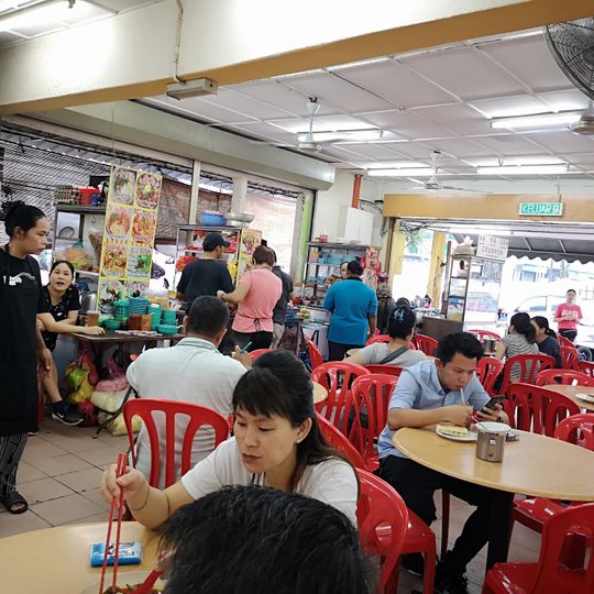Thong Kee Cafe , non Halal