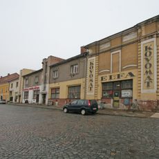 Kasárna jednoduchá náměstí Boženy Němcové 279