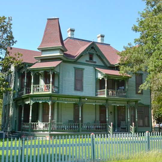 Dr. L.W. and Martha E.S. Chilton House