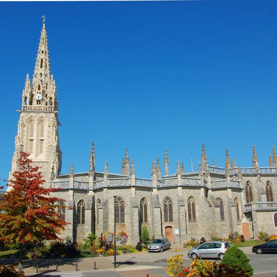Église Saint-Pierre de Noyal-sur-Vilaine