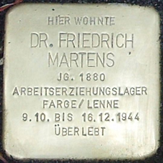 Stolperstein en memoria de Friedrich Martens