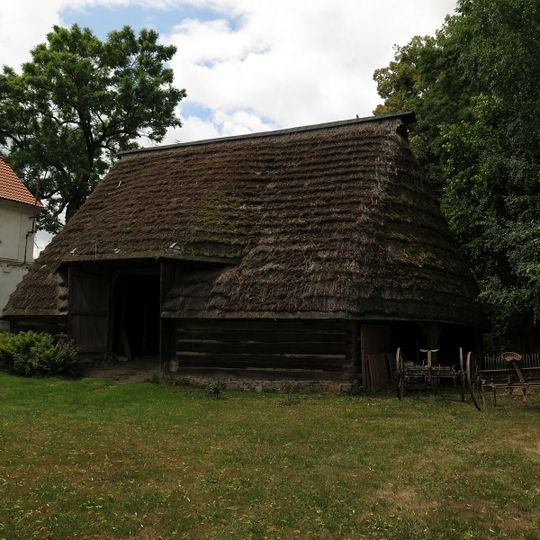 Polygonal Barn in Široký Důl