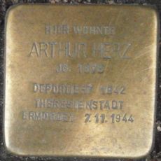 Stolperstein dedicated to Arthur Herz