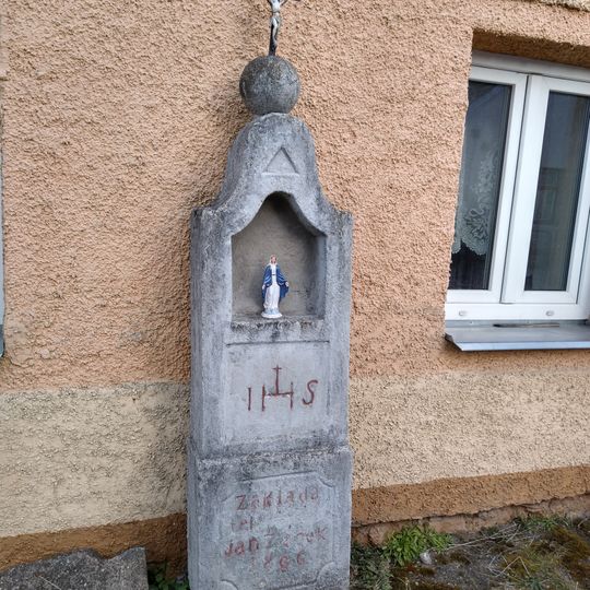 Kaplička u čp 4 v Heřmani