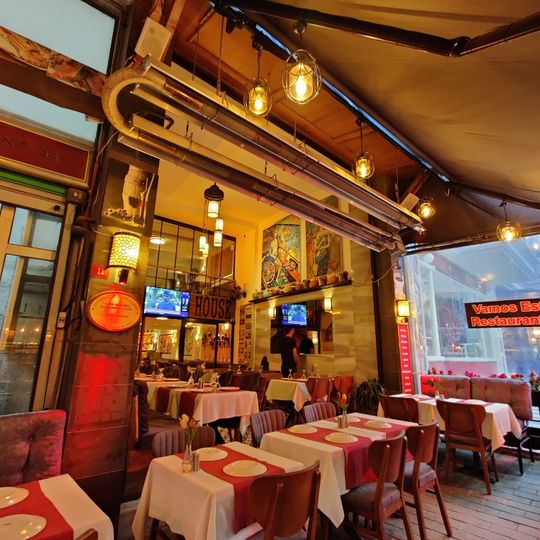 Vamos Estambul Restaurant & Cafe