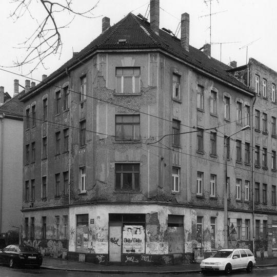 Mietshaus Plaußiger Straße 2