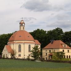 Johanneskirche und Friedhof Kirschau (Sachgesamtheit) Bautzener Straße 19