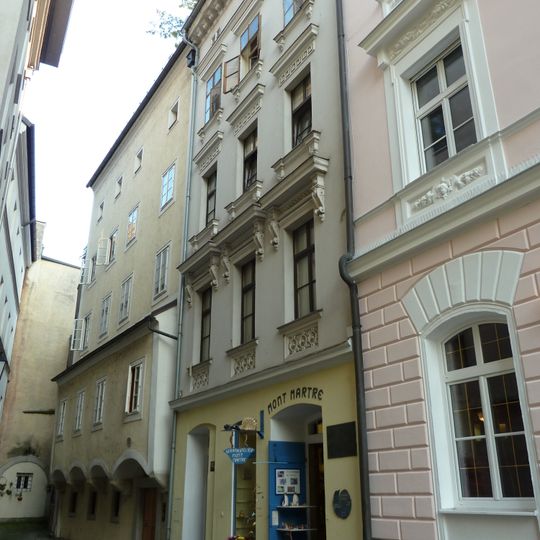 Adlergasse 18
