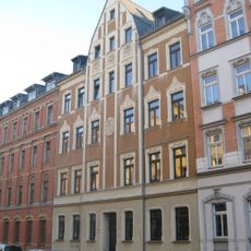 Mietshaus in geschlossener Bebauung Bernhardstraße 38