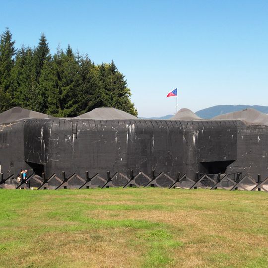 T-St-S 73 Polom casemate